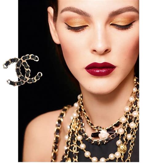 chic profile chanel